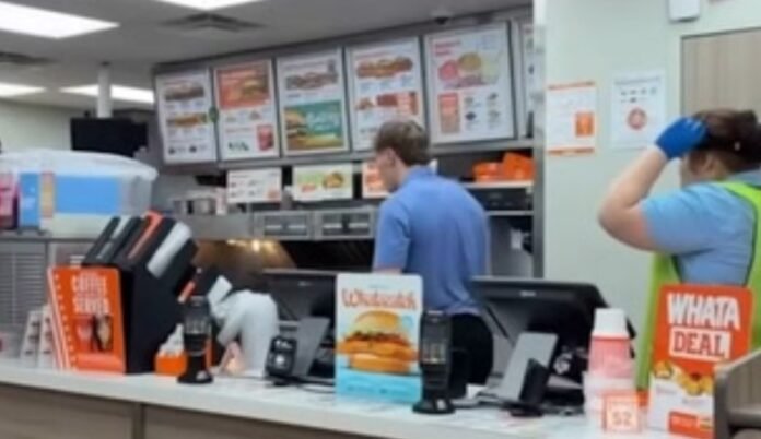 watch-whataburger-employees-use-fry-basket-and-trash-can-to-fight-off-attacker-(video)