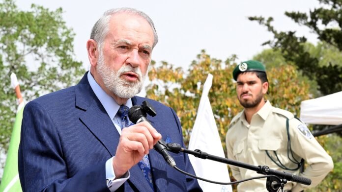 ambassador-huckabee-urges-nonessential-staff-to-leave-israel-‘today’